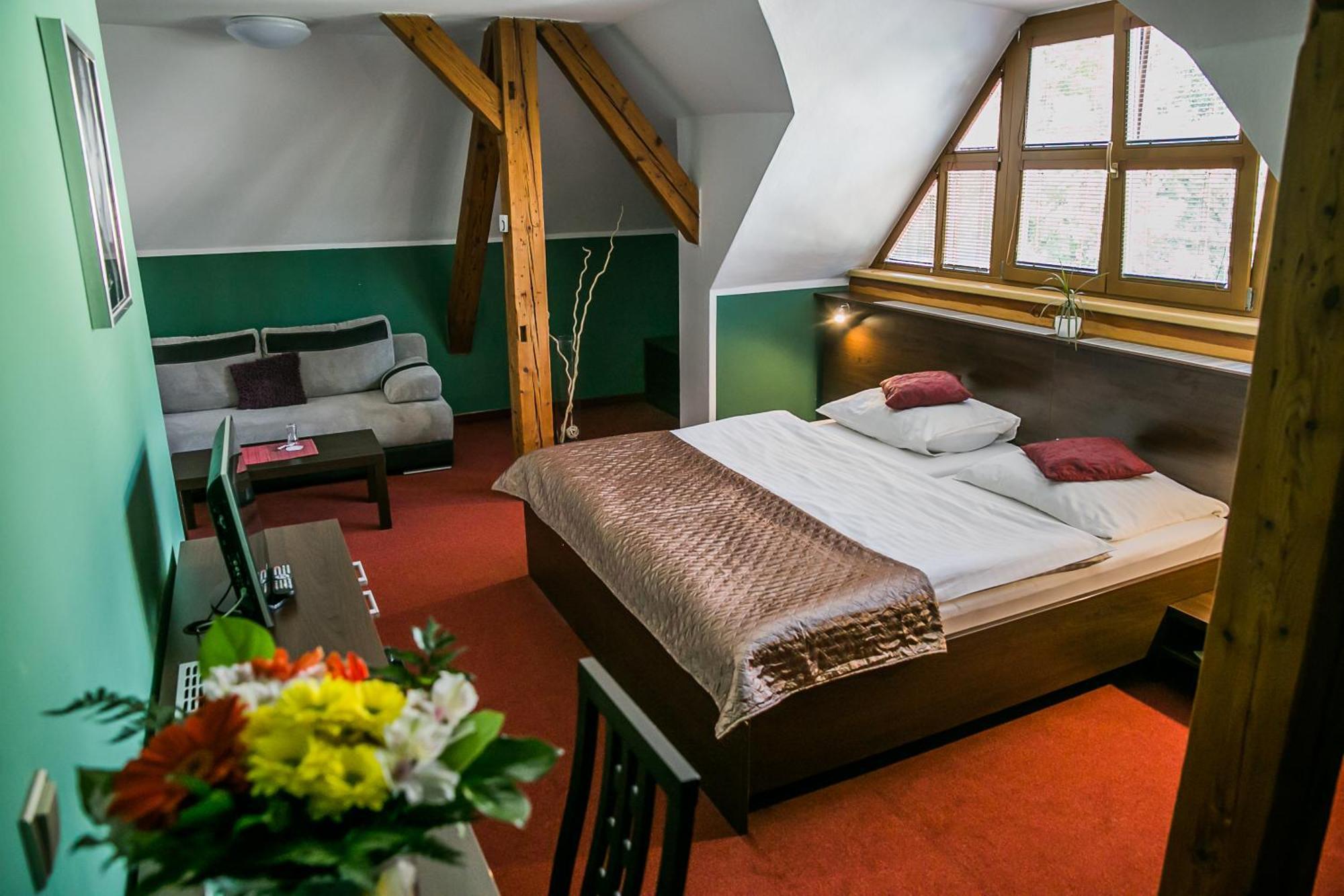 Hotel Hotel Best 3*
